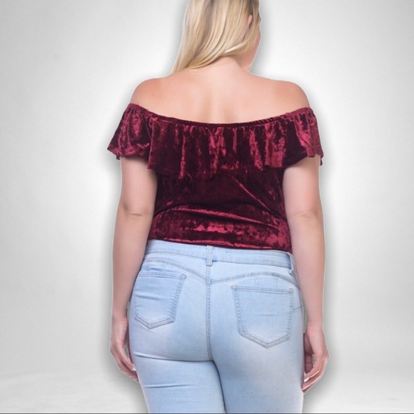 ❌SOLD❌ Velvet Flounce Knit Bodysuit - Picture 4 of 5